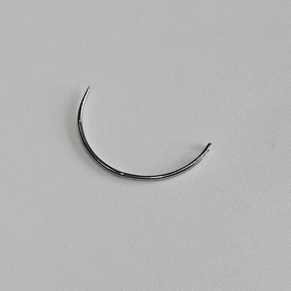 4-Piece Sterile Suture Needle Kit for Lower Extremity Operations - Disposable, Eyed, Heavy-Duty Stainless Steel