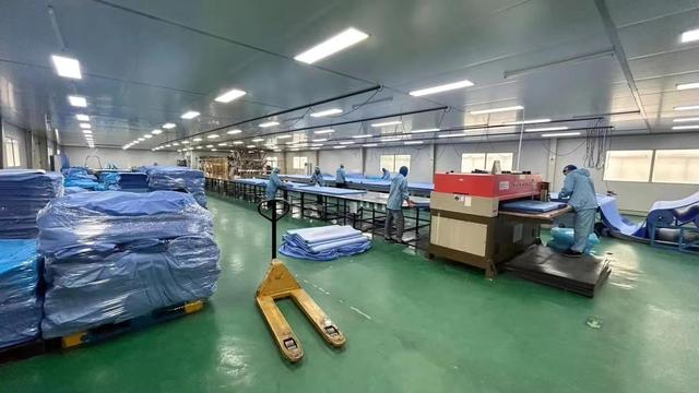 SwellMed warehouse and global distribution logistics