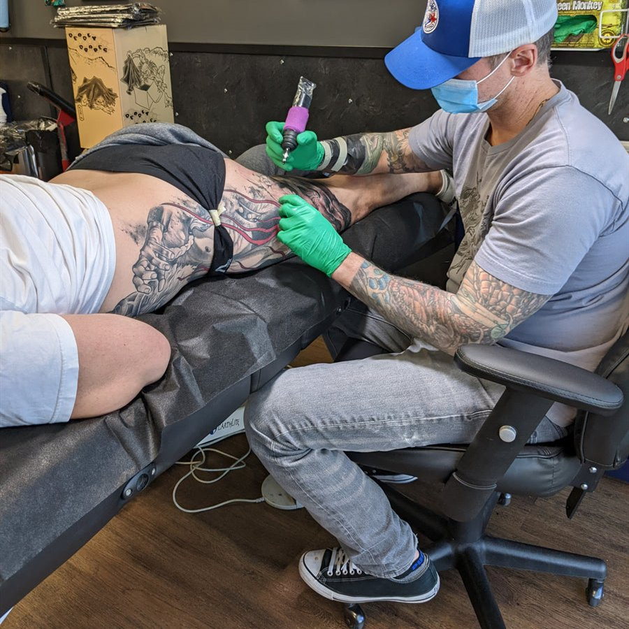 Non Woven PE Film Strong Disposable Medical Flat Tattoo Chair Bed Sheet Cover