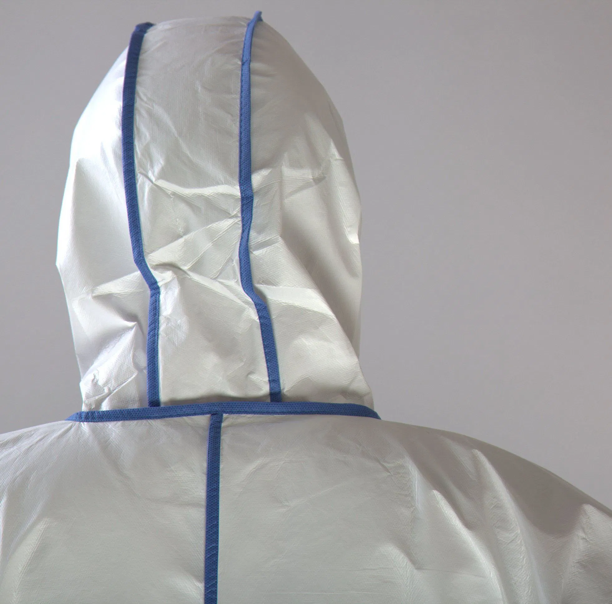 Safety Suit En14126 Disposable Coverall Suit Microporous Waterproof and Breathable Protective Clothing