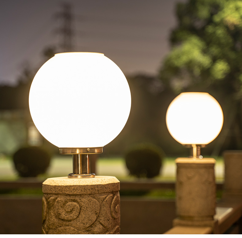 High Efficiency Waterproof Ultra-Bright Round Ball Solar Pillar Lamp Outdoor LED Lighting Solar Garden Post Light