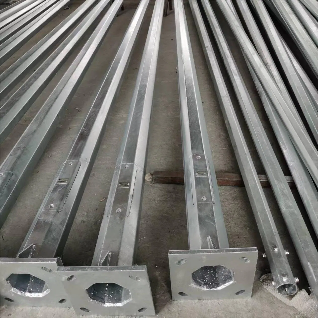 Post 6 Meters 30W Solar LED Street Lights System Cheap Price