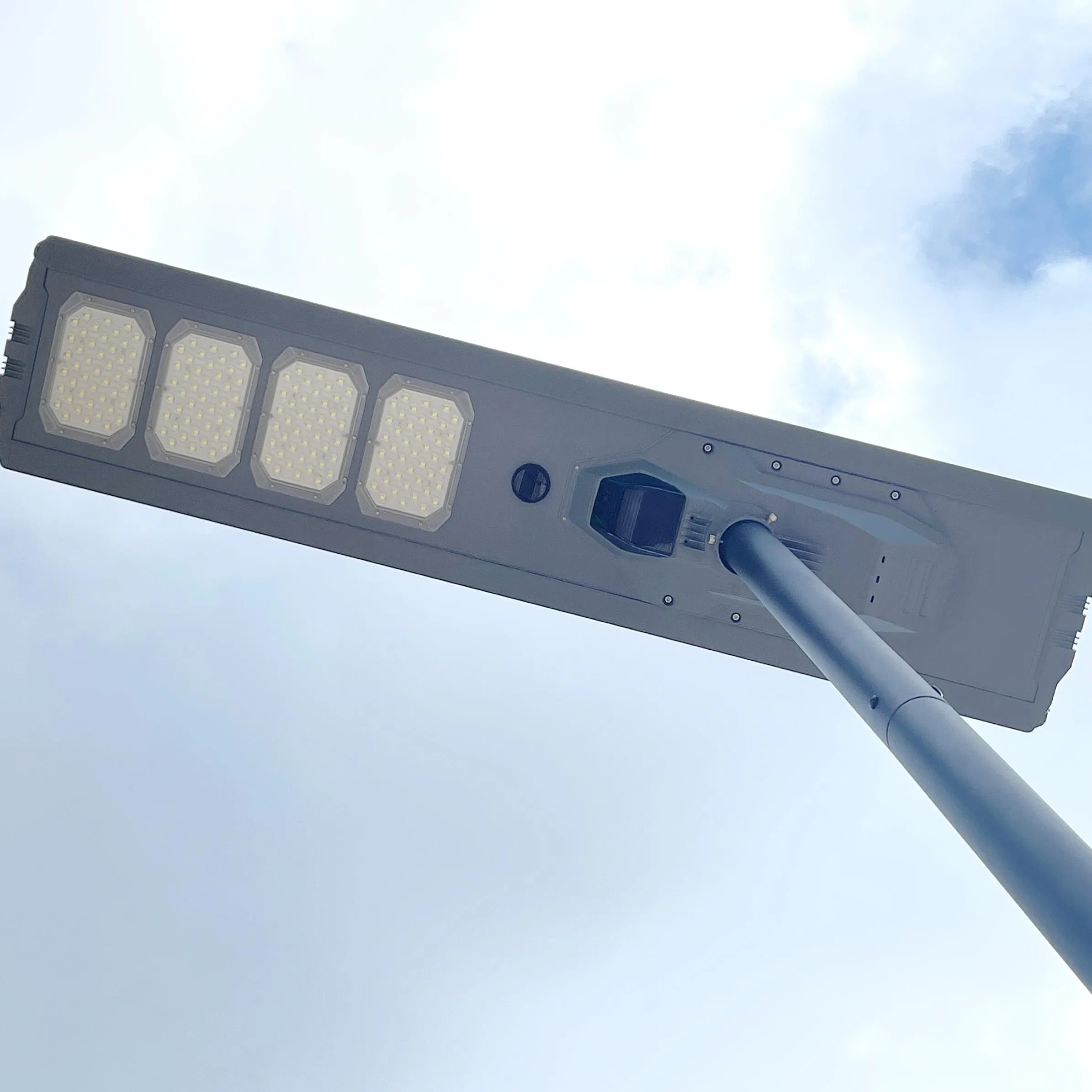 IP67 High Power 60 Watt Solar LED Street Light 4G CCTV