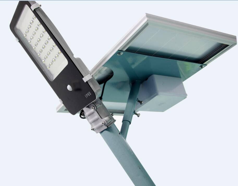2019 Qingdao Sunflare Manufacturer 30W LED Street Light Solar Light for /Pathway/Parking Lot/Private Road