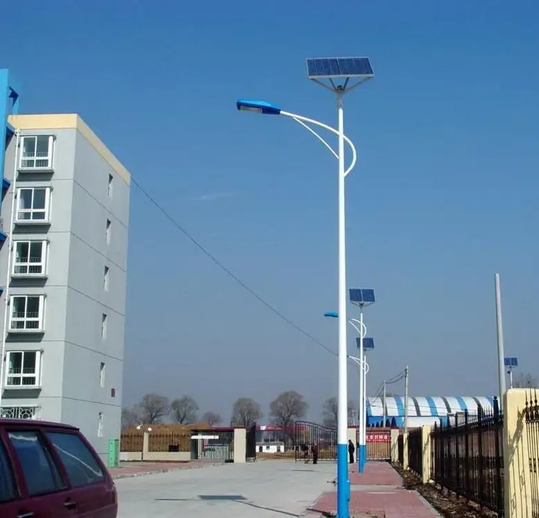Solar Rechargeable LED Decorative Street Light Outdoor Lampadaire Solaire LED Street Light at 8m