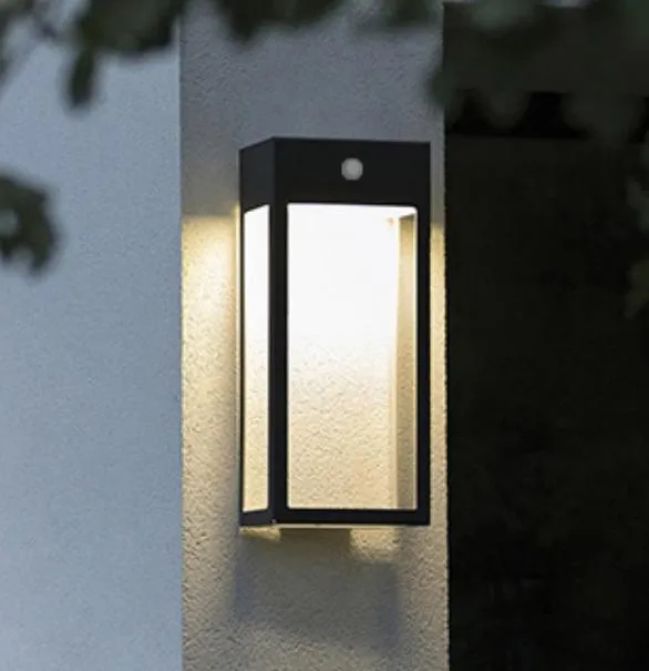 Outdoor Garden Solar LED Wall Lamp