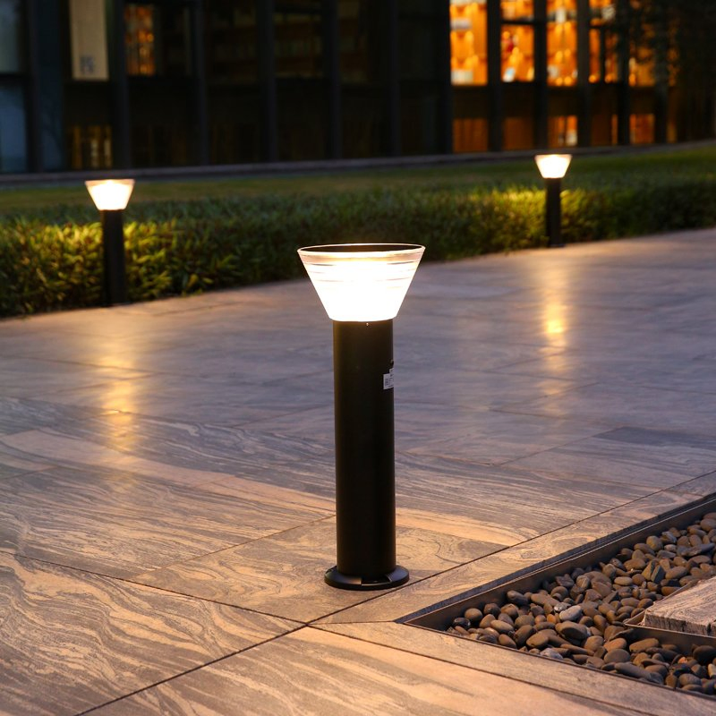 Aluminum Outdoor Energy Saving Outdoor Solar Bulb Lights IP65 Solar Lanterns CE RoHS Solar Lawn Light Bollard Lighting AC Solar Garden Light Farolas Solares