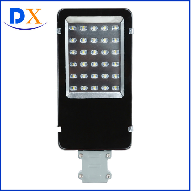 40W-180W Bridgelux Chip Excellent Heat Dissipation LED Parking Lot Lighting Meanwell LED Solar Street Light