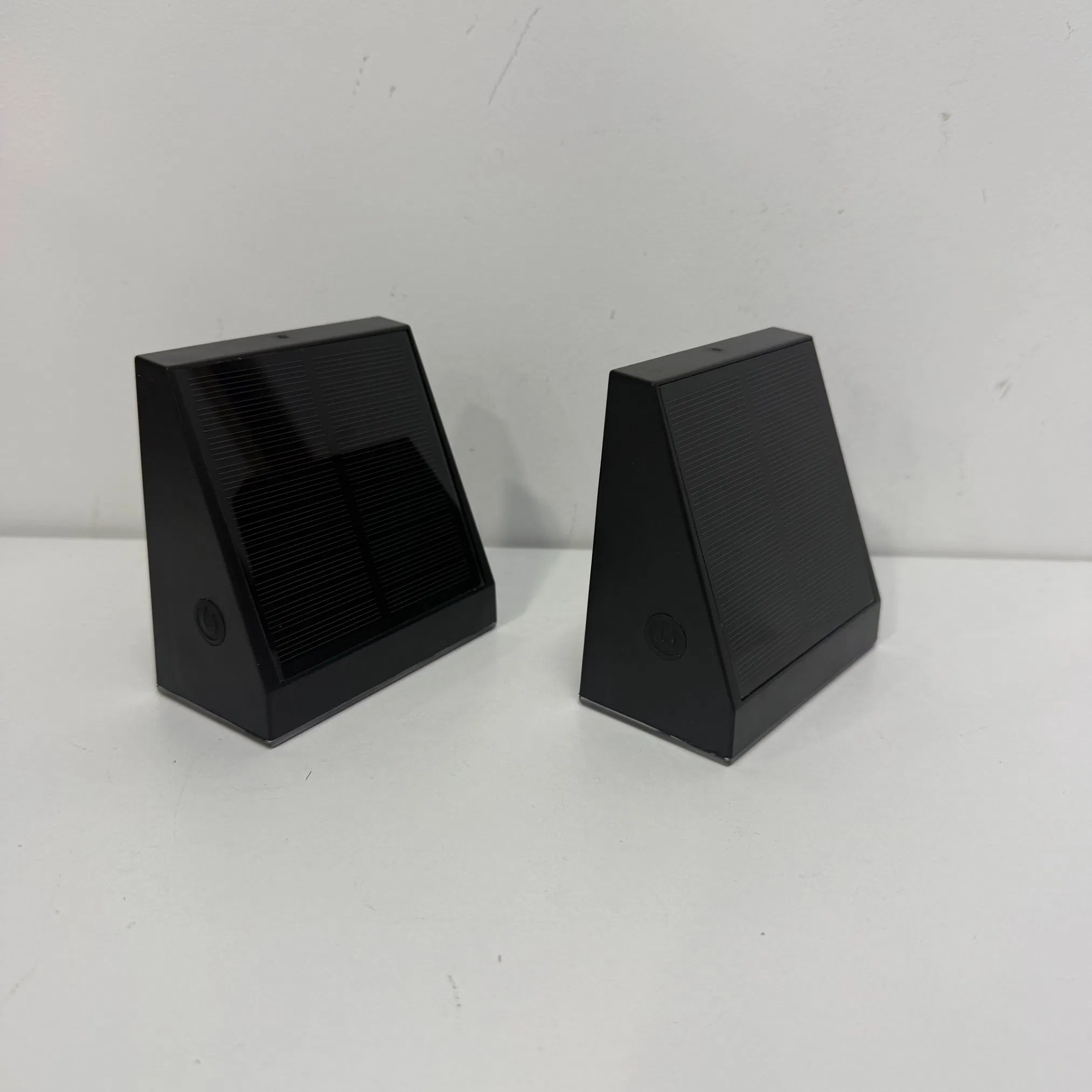 New Outdoor Decorative Garden Patio Landscape LED Solar Wall Wash Light