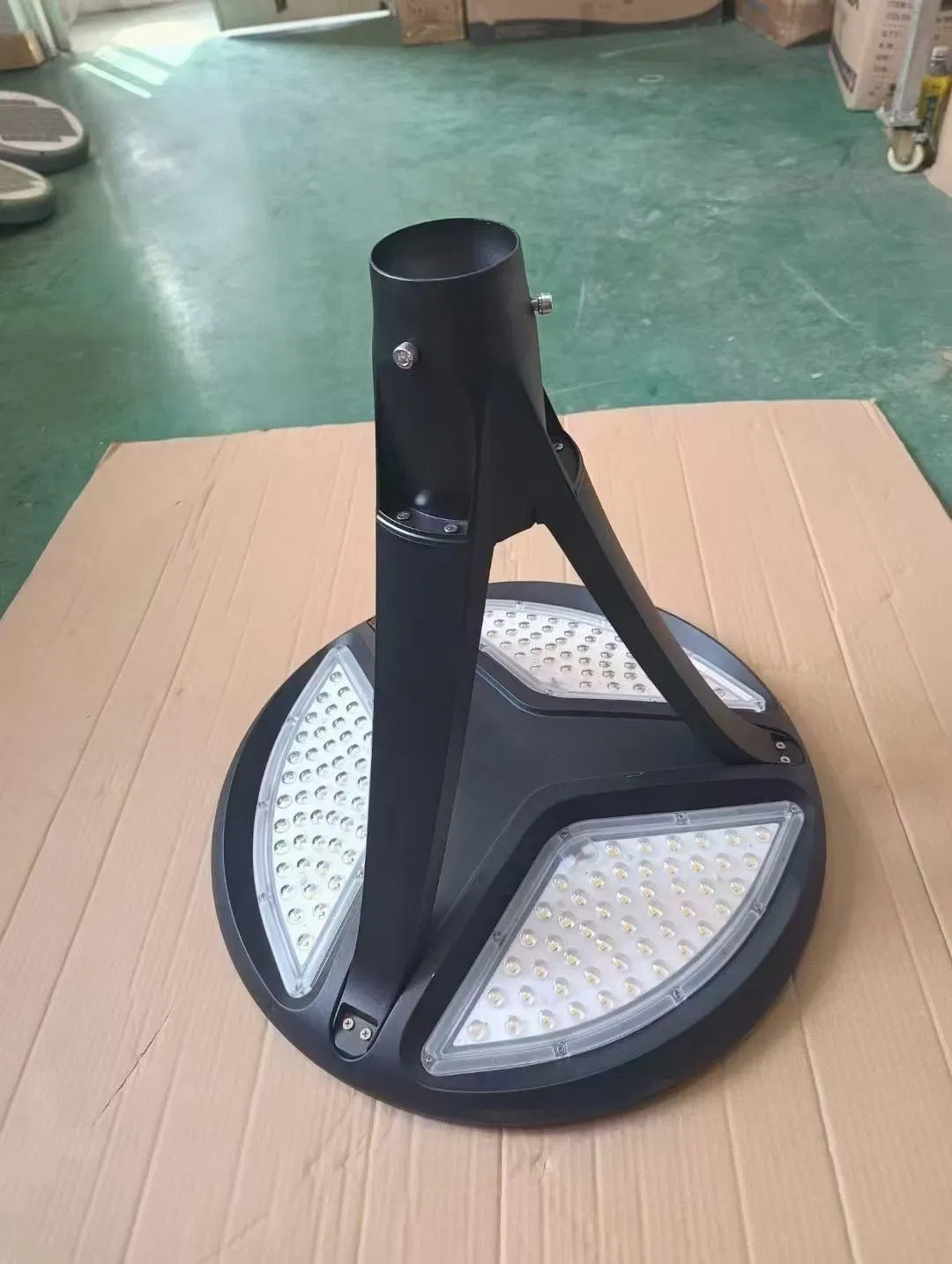 Popular Design Round UFO Solar Garden Light 40W Aluminum IP65 for Landscape