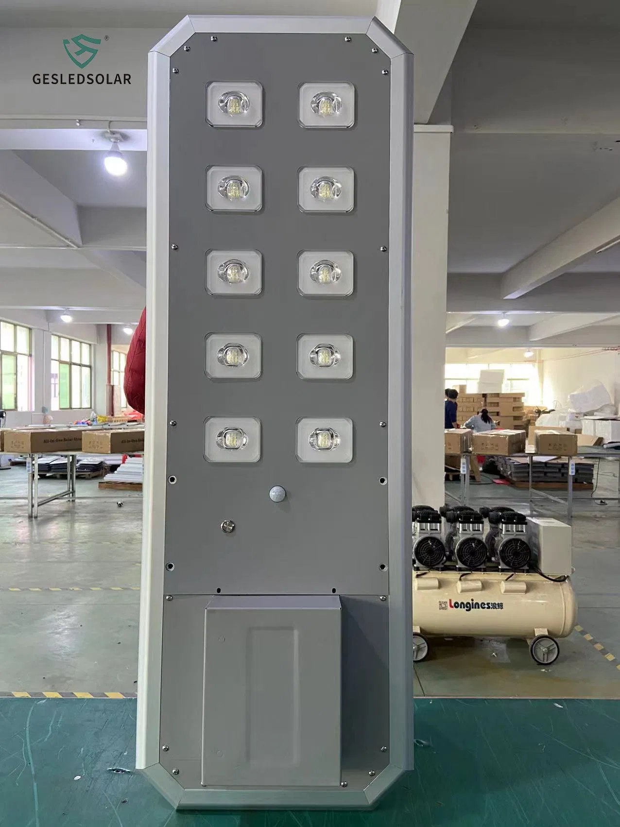 Versatile Smart-Control Solar Street Light for Farm Road