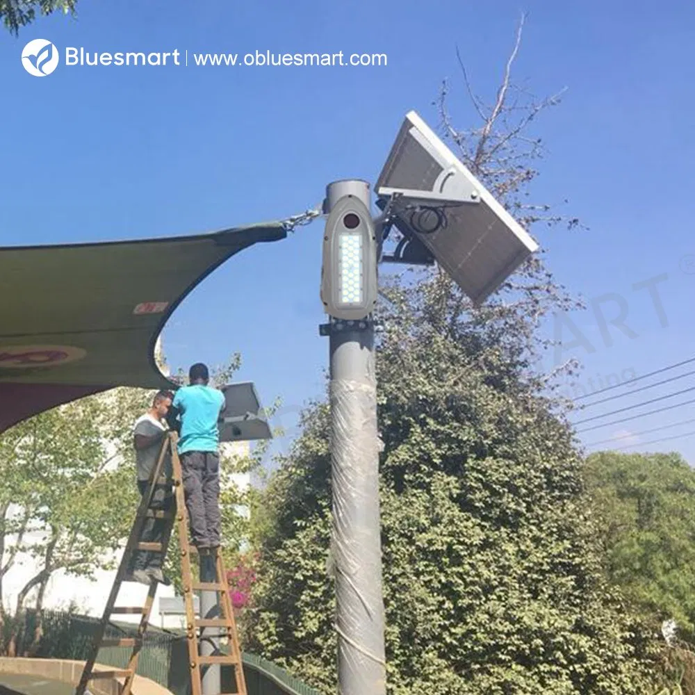 Bluesmart IP65 4000K Solar Outdoor LED Flood Street Light