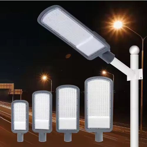 Wholesale Price Parking Lot Lighting Outdoor Waterproof IP66 Aluminum Streetlight 30W 50W 100W 150W 200W 300W LED Street Light All in One Solar Street Light