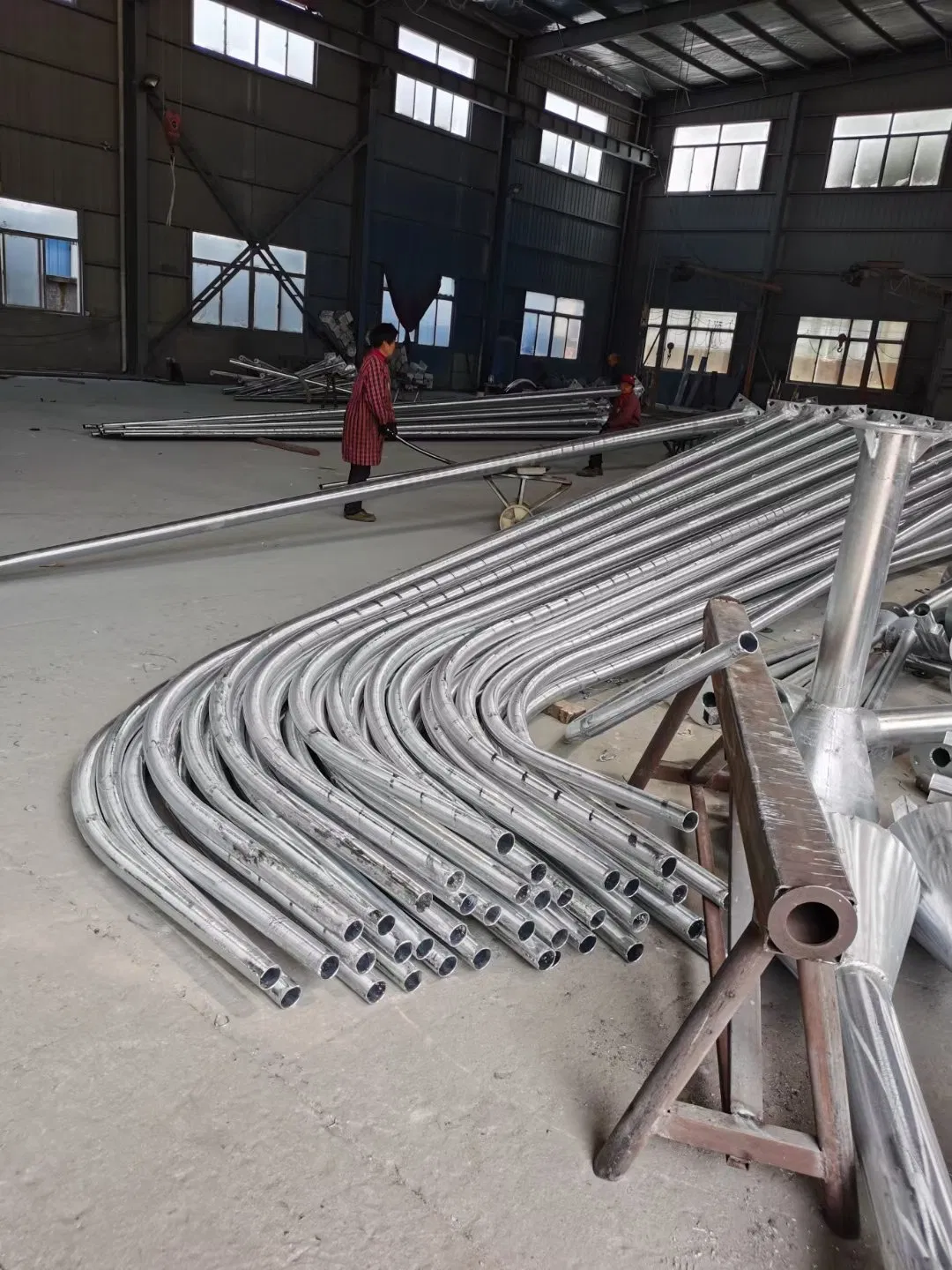 Solar-Powered Pathway Light Garden Light with High Cycle Lithium Battery