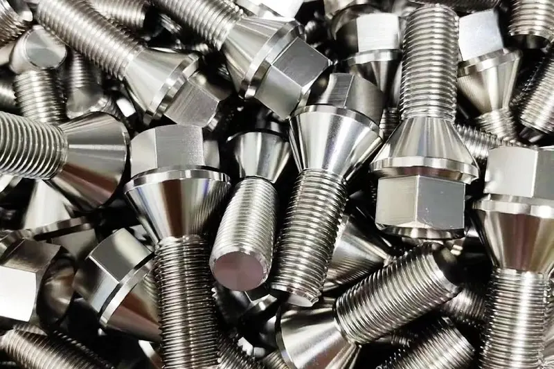 Titanium alloy CNC turning parts with thread machining