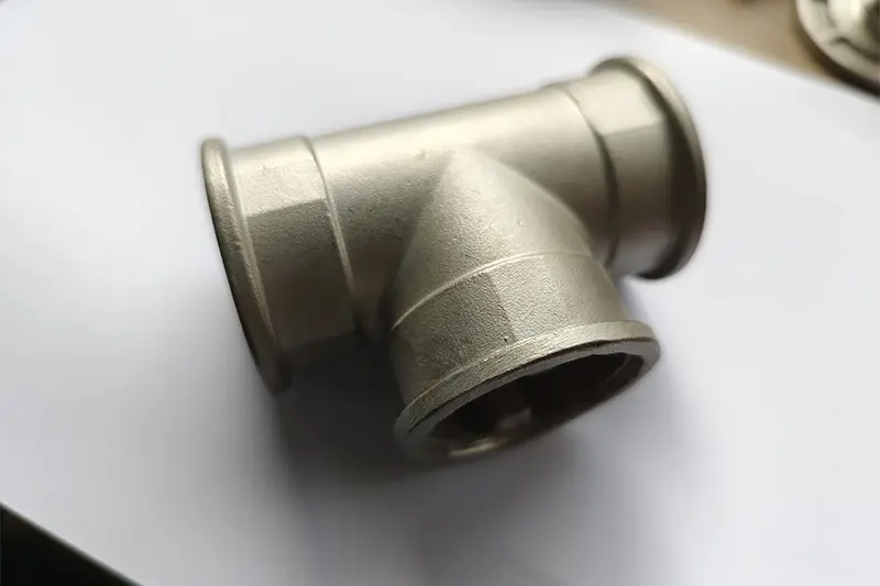 Metal Investment Casting Carbon Steel Pipe Fitting for Oil Industry