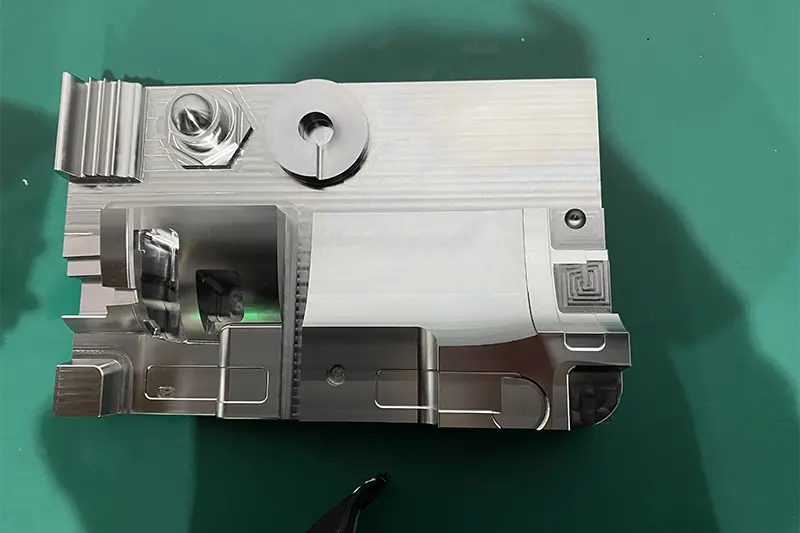 CNC Machining parts for automotive accessories, decorative and functional