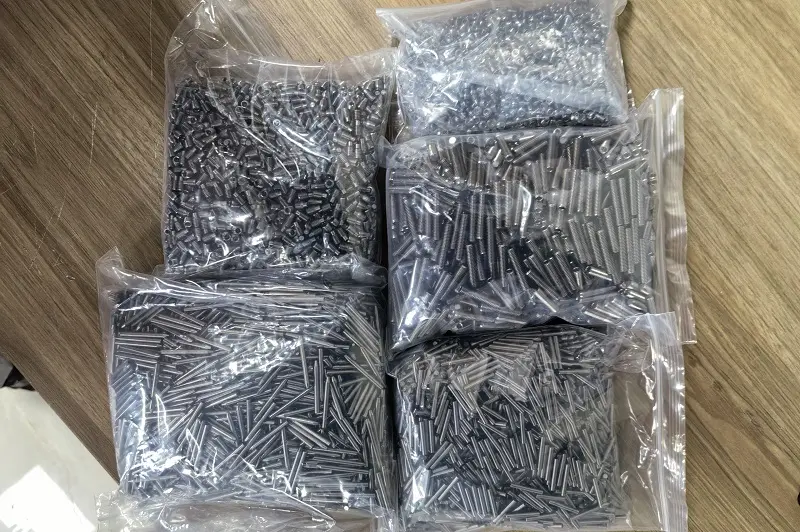 CNC turning parts with thread, precision threaded metal components