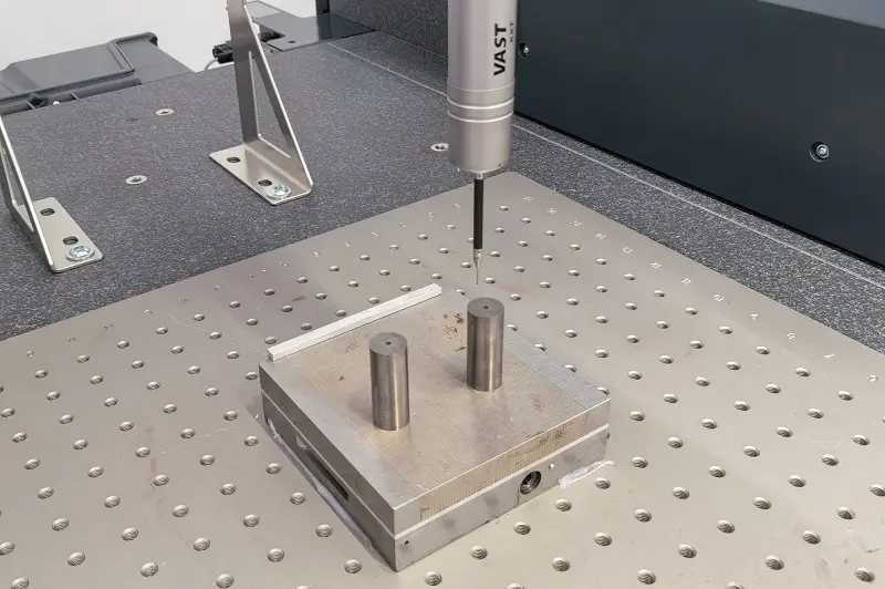 CNC turning parts for railway industry, high-precision rail components