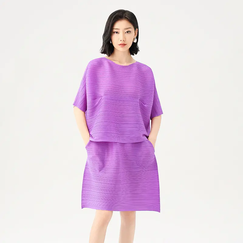 Wholesale Women’s Pleated Two-Piece Skirt Set Companies, Service