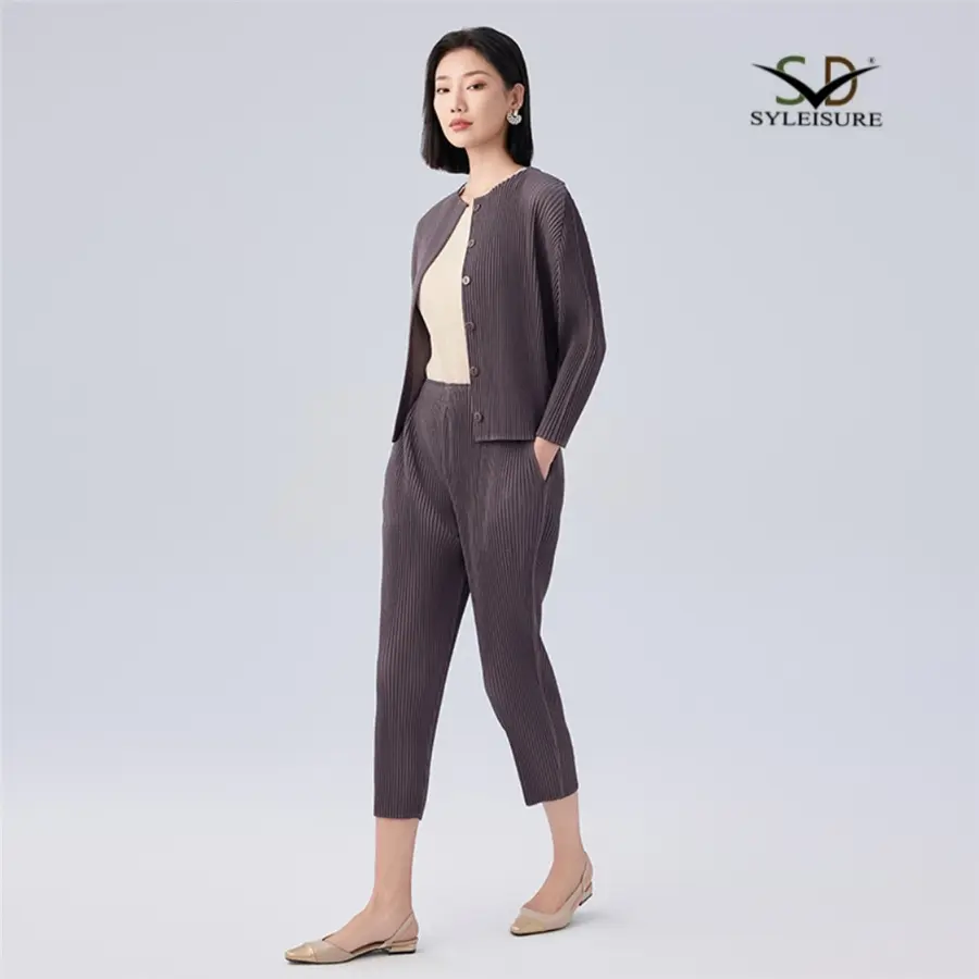 ODM Women's Round Neck Three - Quarter Sleeve Pleated Cardigan, Top and Pants Set Suppliers, Factory
