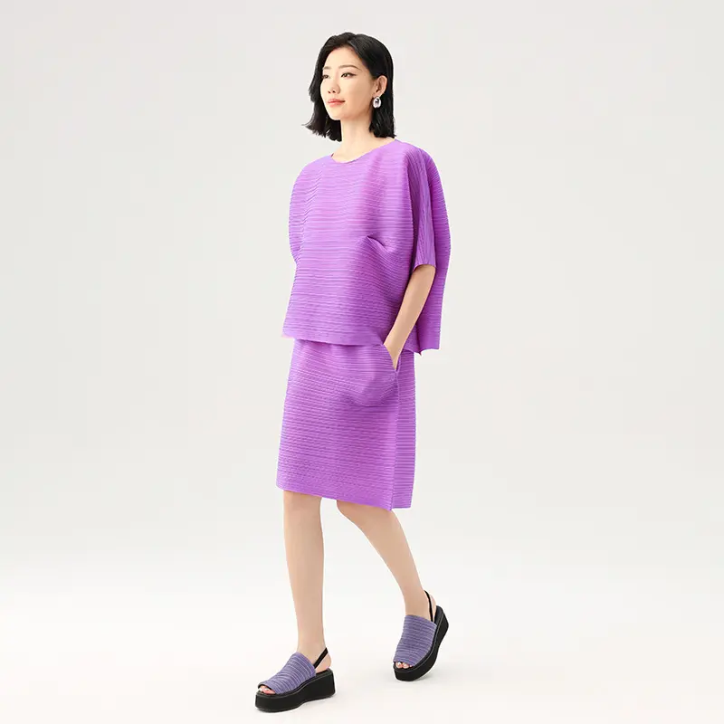 Wholesale Women’s Pleated Two-Piece Skirt Set Companies, Service