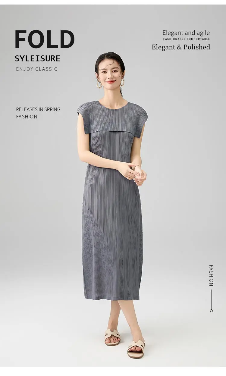 Midi Dress Detail 1