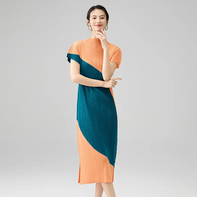 High-Quality Women’s Colorblock Pleated Midi Dress – Short Sleeve Loose-Fit Contrast Panel Dress Company, Service