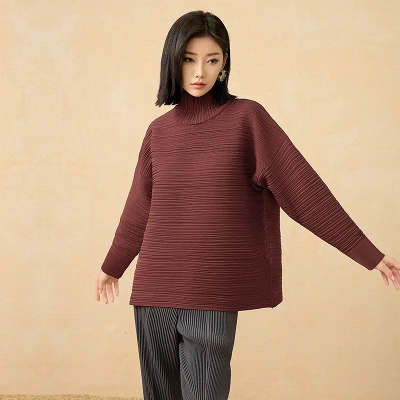 OEM Women's Pleated Turtleneck Oversized Top Supplier, Products