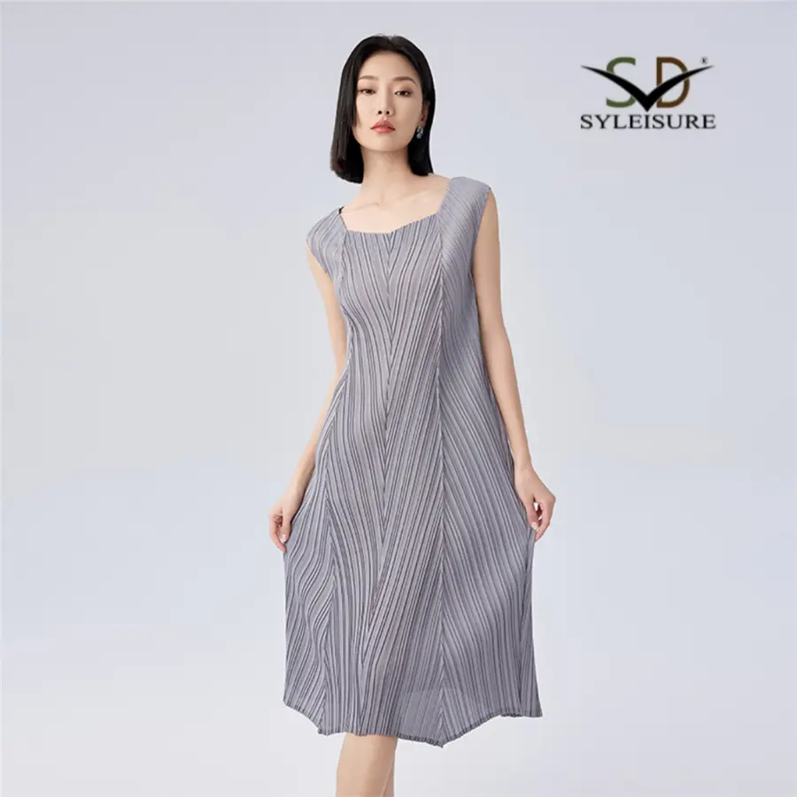 Wholesale Women's Square Neck Pleated Loose Fit Dress – Sleeveless Lightweight Midi Dress Factories, Company