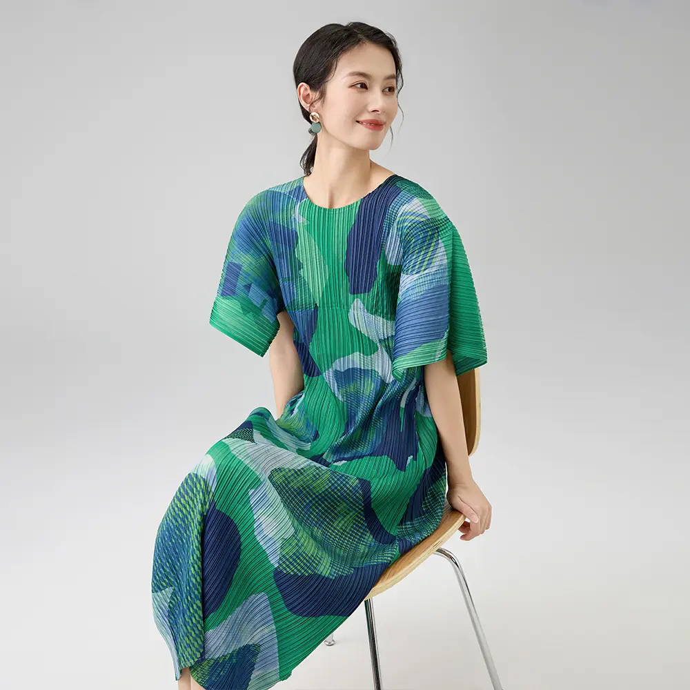 Famous Women's Pleated Midi Dress – Abstract Printed Short Sleeve Loose-Fit Dress Factory, Products