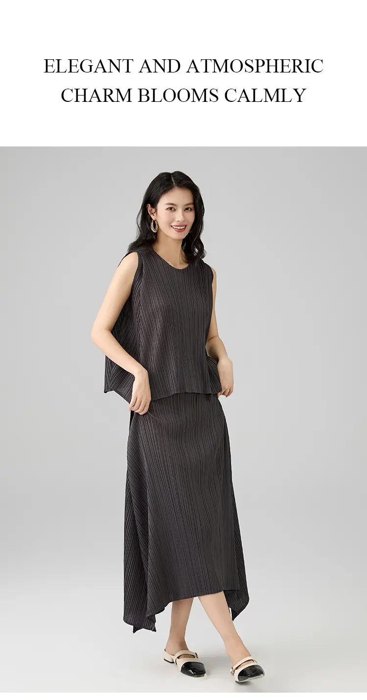 Pleated Set Detail 5