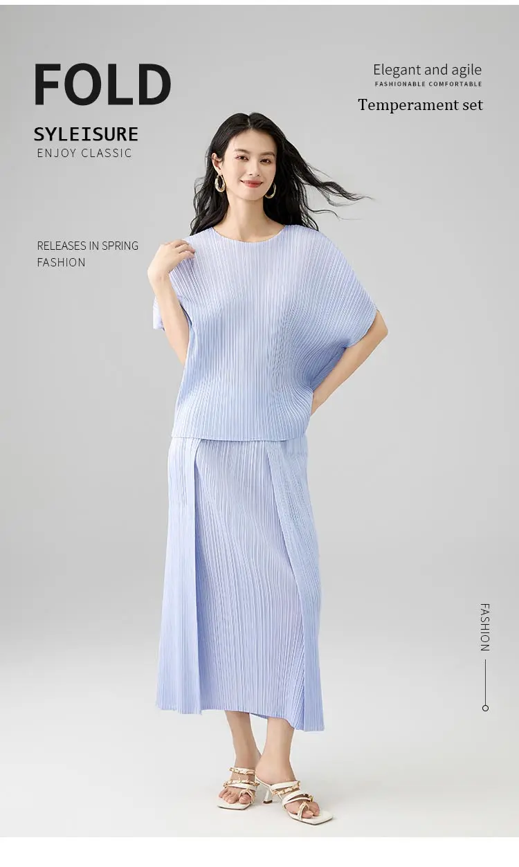 Light Blue Pleated Set Detail 1
