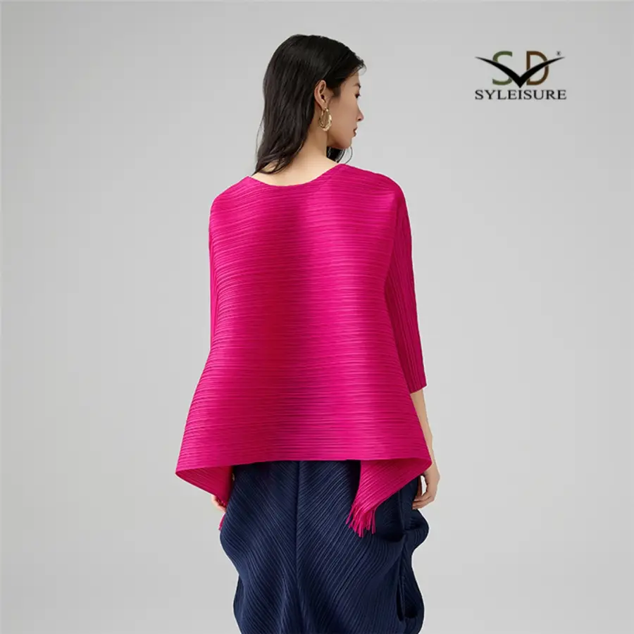 Best Women's Round Neck Three - Quarter Sleeve Pleated Asymmetric Top Factories, Companies