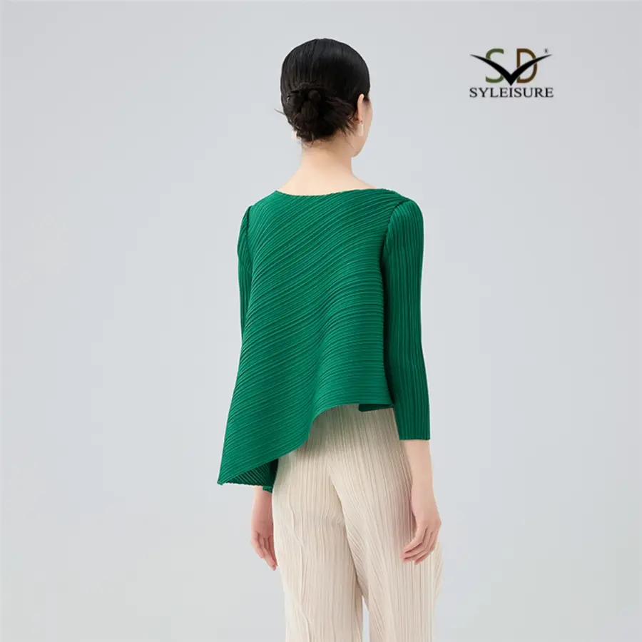 Famous Women's Boat Neck Three - Quarter Sleeve Pleated Asymmetric Top Suppliers, Exporters
