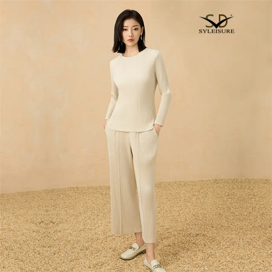 ODM Women's Round Neck Long Sleeve Pleated Top and Culottes Set Companies, Products