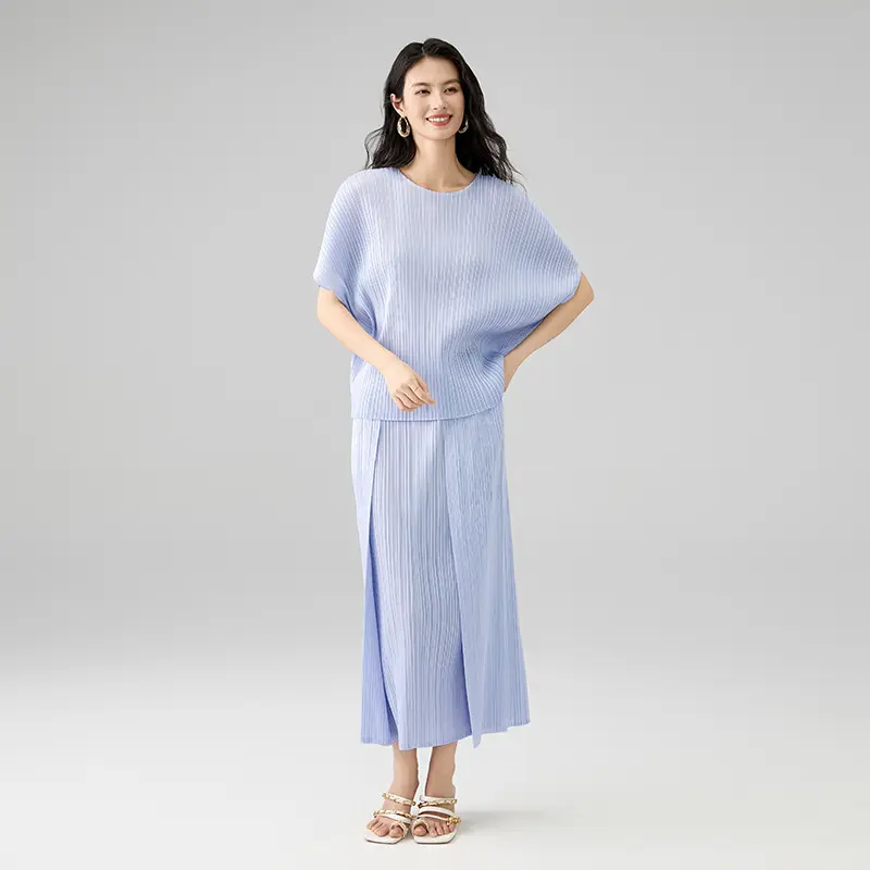 OEM Elegant Pleated Two-Piece Skirt Set for Women Companies, Products