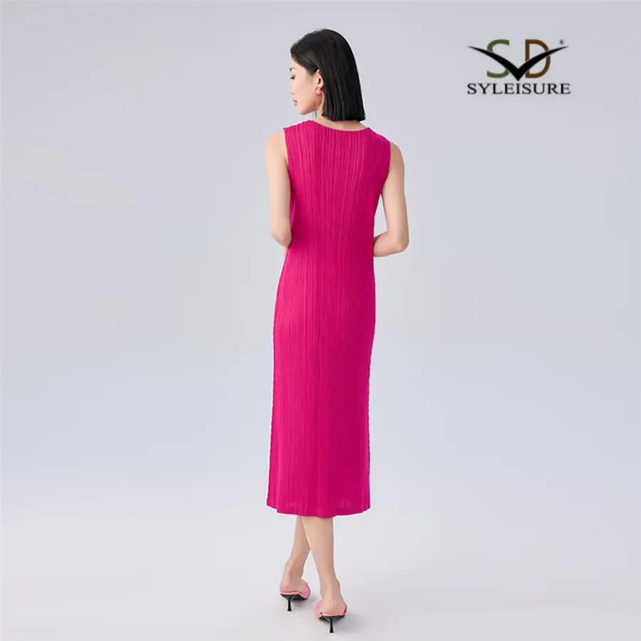Best Women's Round Neck Sleeveless Pleated Slim Fit Midi Dress Company, Product