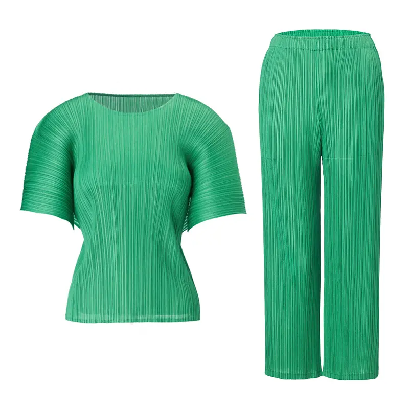 OEM Women's Pleated Two-Piece Set – Short-Sleeve Top and Wide-Leg Pants Product, Products