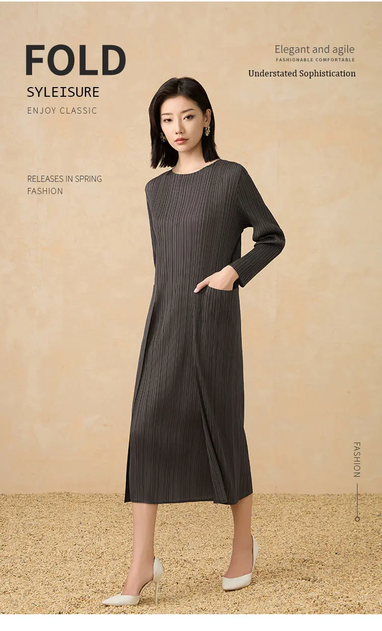 Midi Dress Detail 1