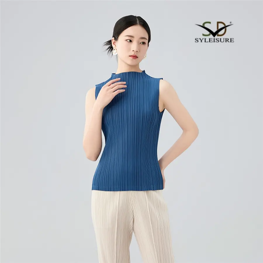 Famous Women's Mock Neck Sleeveless Pleated Slim Fit Top Factory, Companies