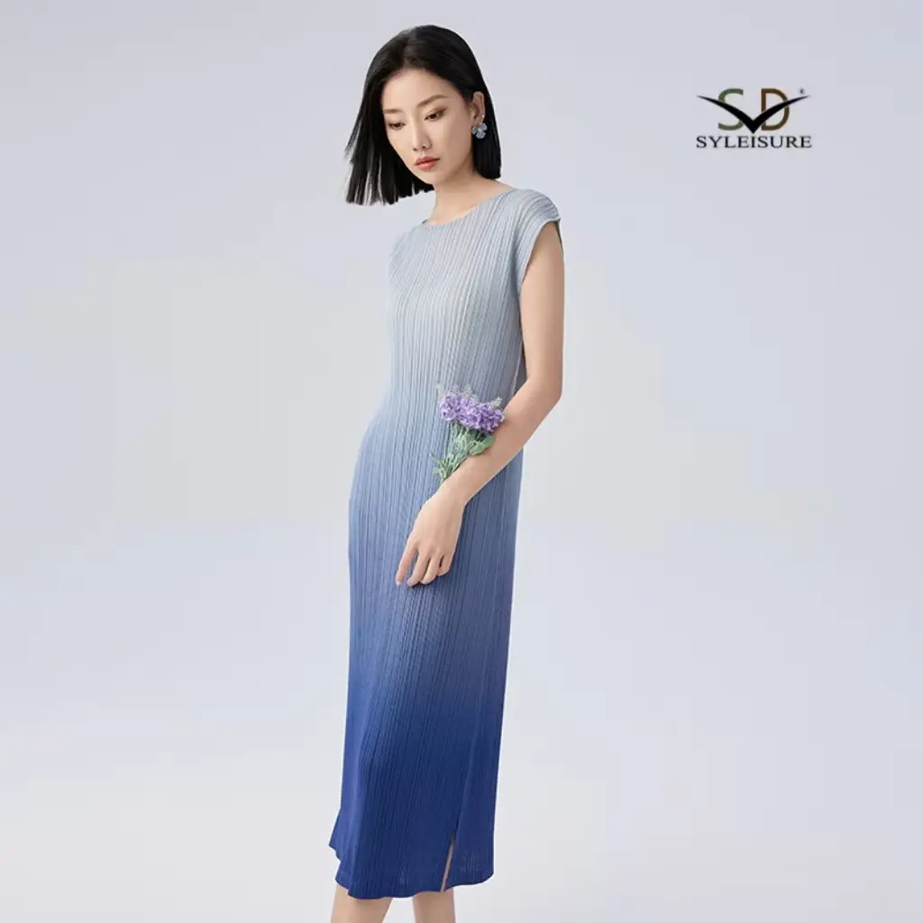 China Women's Printed Sleeveless Midi Dress Manufacturer, Exporters