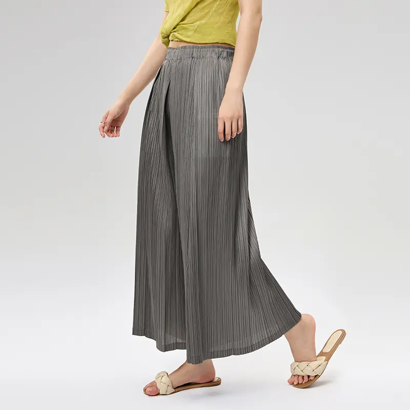 High-Quality Women's Pleated Wide-Leg Trousers – Lightweight & Elegant Companies, Service