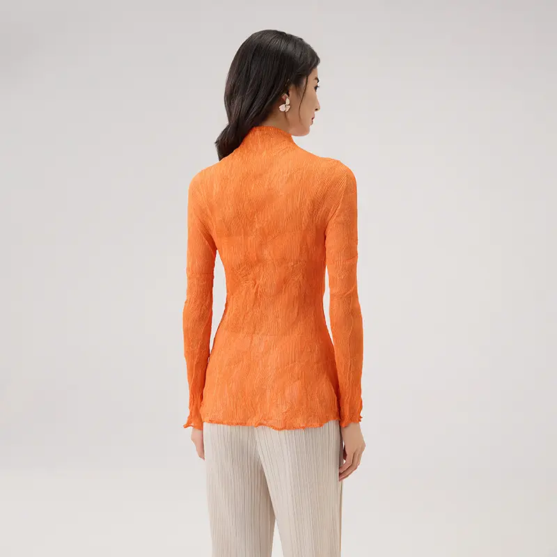 China Women’s High Neck Pleated Slim Fit Top – Long Sleeve Lightweight Blouse Factories, Product