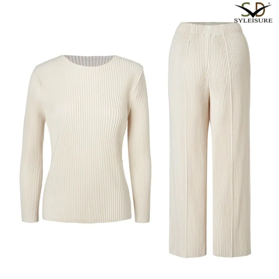 ODM Women's Round Neck Long Sleeve Pleated Top and Culottes Set Companies, Products