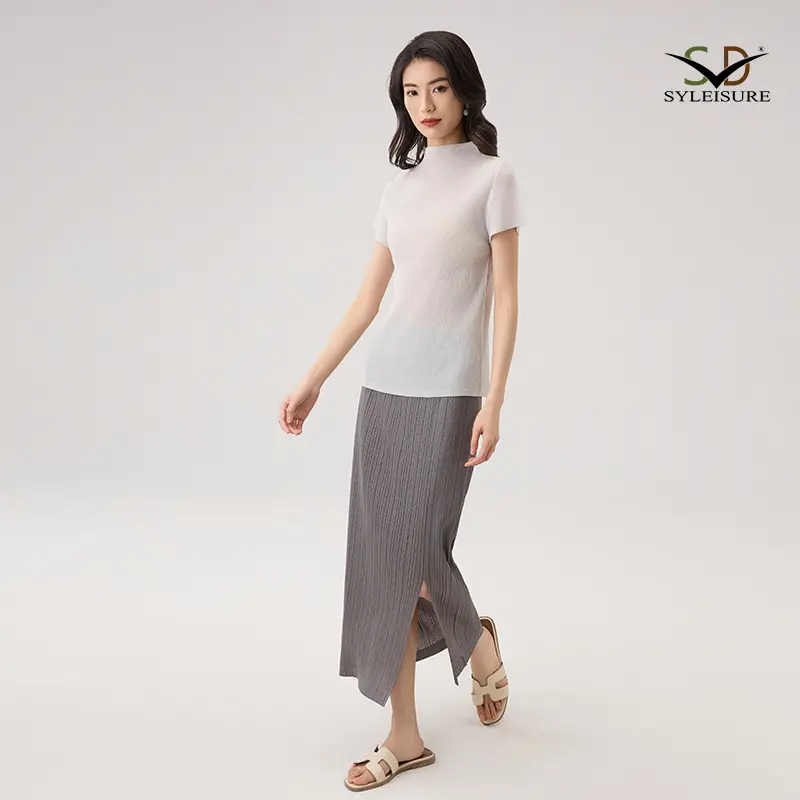 Custom Women's Pleated Short - Sleeve Mock Neck Top Manufacturers, Service