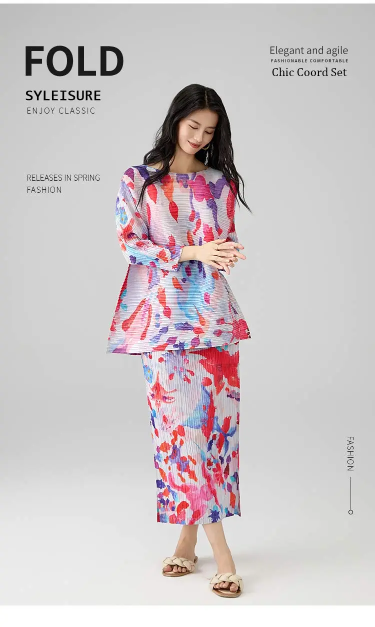 Floral Pleated Set Detail 1