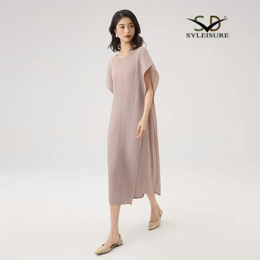 Best Women's Round Neck Batwing Sleeve Pleated Loose Fit Midi Dress Factory, Service