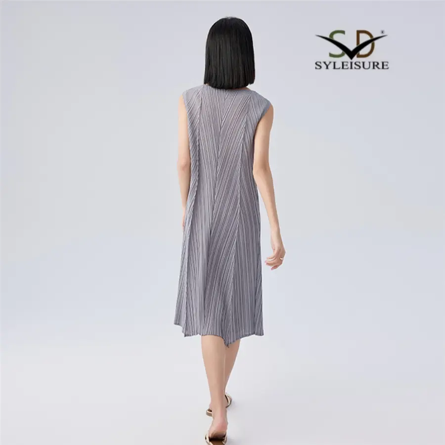 Wholesale Women's Square Neck Pleated Loose Fit Dress – Sleeveless Lightweight Midi Dress Factories, Company