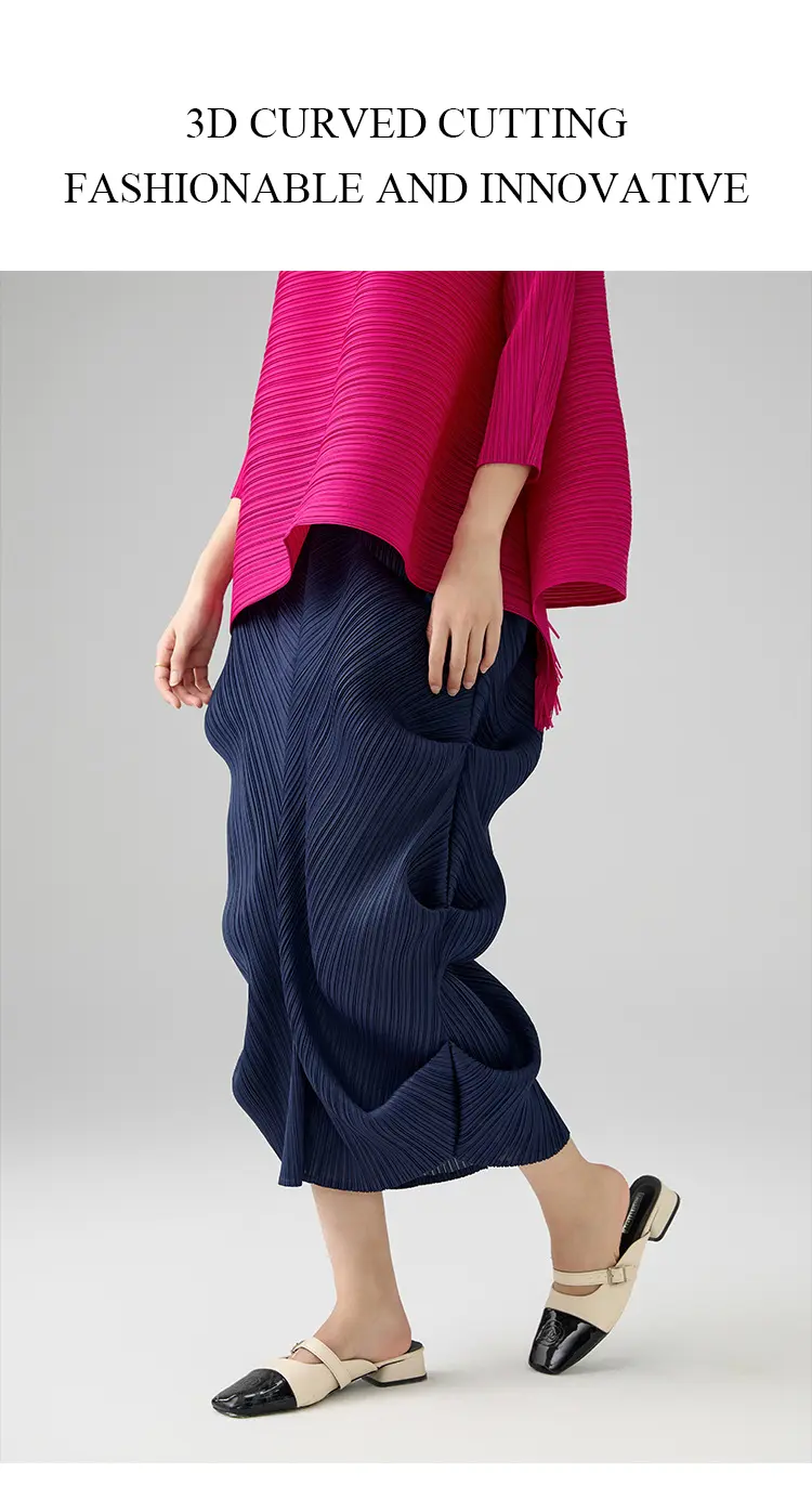 Pleated Skirt Detail 2